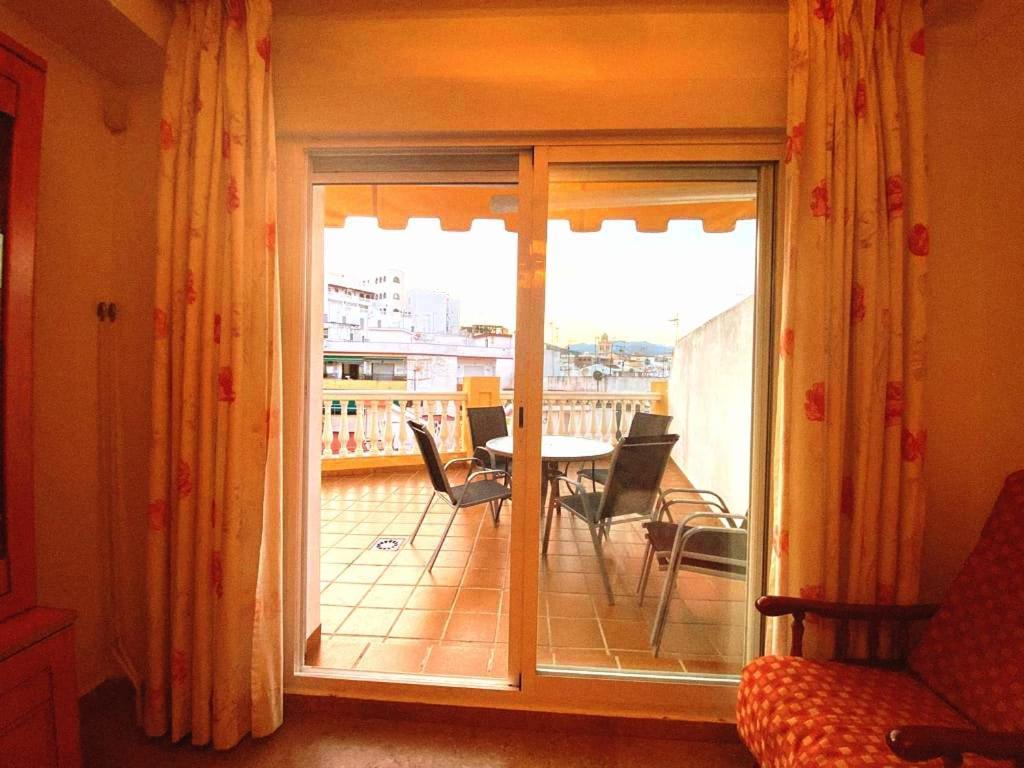 Apartamento Coliseo Almunecar Luaran gambar